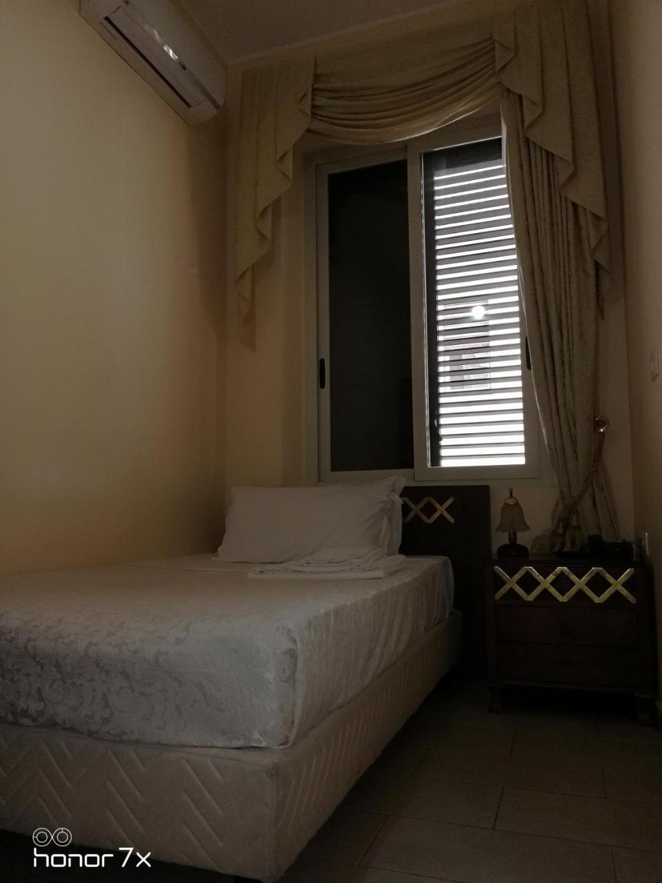 Hotel C'Entro Reggio di Calabria Luaran gambar